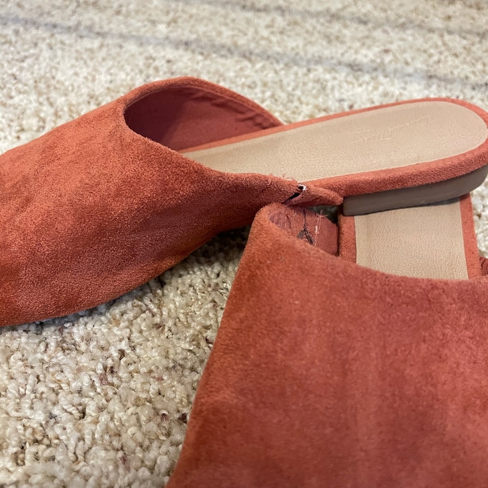 Universal Thread Burnt Orange Slides - image 4